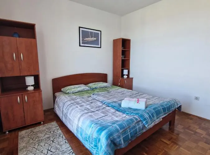 Exclusive Panoramic Old Town And Sea View Apartment