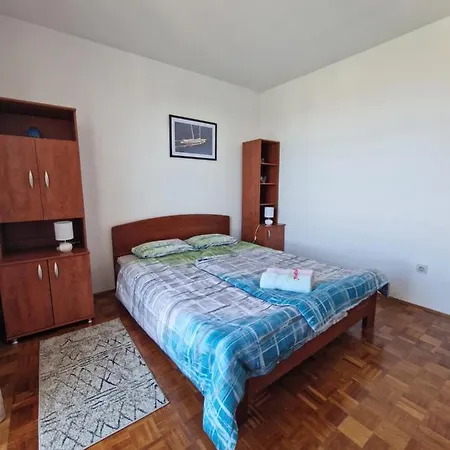 Exclusive Panoramic Old Town And Sea View Appartement